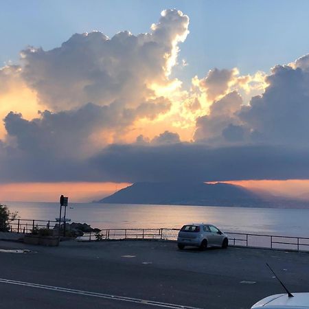 Paradiso Vista Mare Retreat 墨西拿 外观 照片